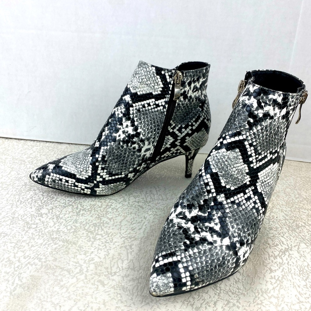 Catherine Malandrino Ankle Boots 6.5 Snake Print Women’s Shoes New No Box